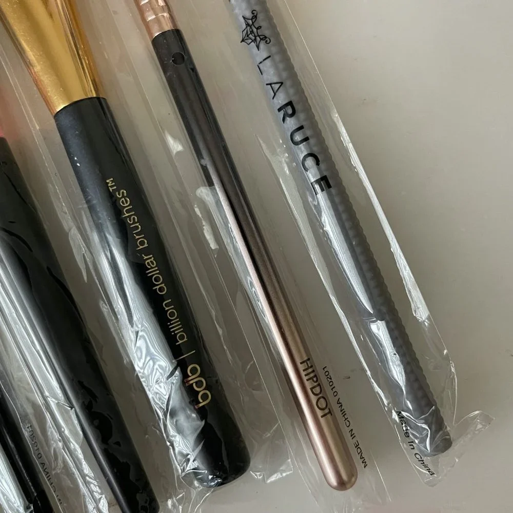 Assorted Makeup Brushes Bundle